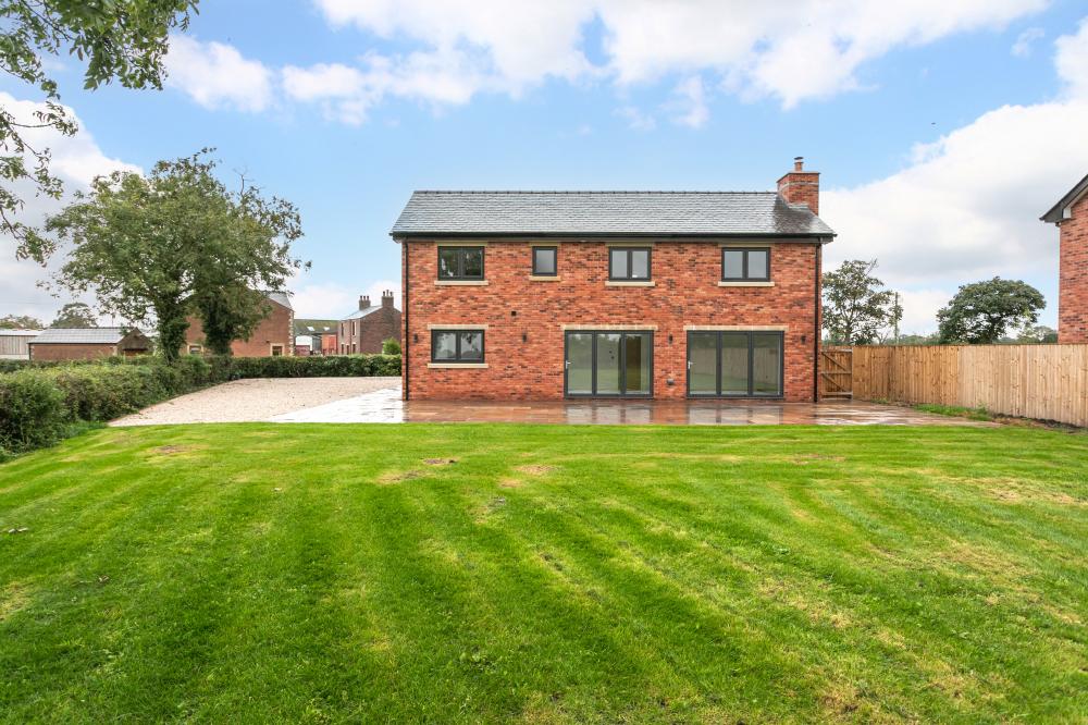 (SOLD) The Laurelsâ€™ Woodplumton, Preston